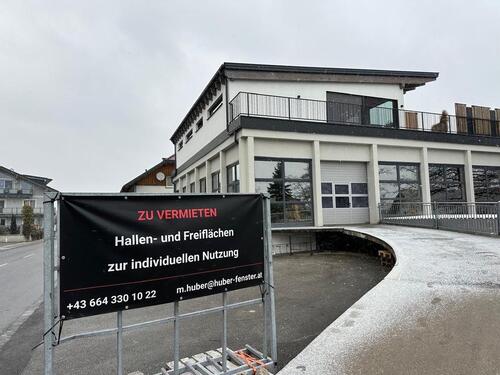 Foto - Hallenfläche Premium, in 5131 Franking, PV- Glasfaser Wasser