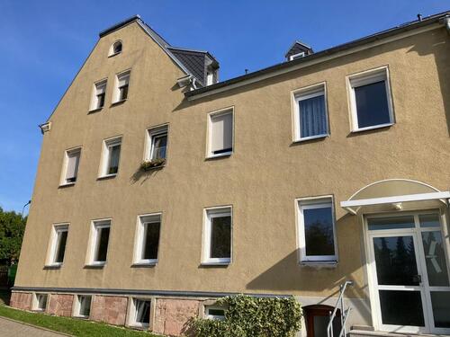 Foto - Sehr schöne 4 Zimmer Wohnung mit eigenem Garten und 2 Bädern
