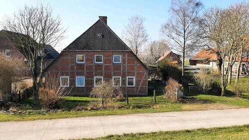 Foto - Schönes altes Fachwerkhaus mit Potential direkt am Deich
