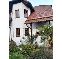 Gepflegtes Einfamilienhaus in ruhiger Stadtteilsiedlung - Pressath