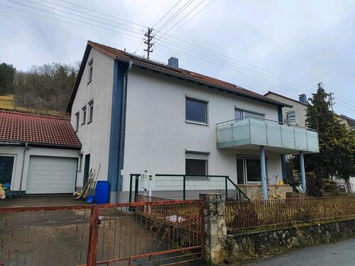 Foto - Kernsaniertes Haus, 1Fam. Haus, Möglichkeit für 3 Einheiten