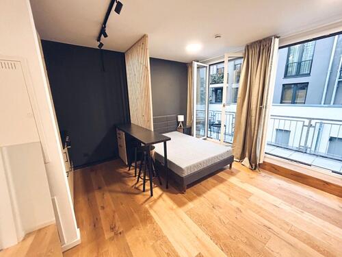 Foto - Stilvolle, voll möblierte Studio-Wohnung mit großer Loggia