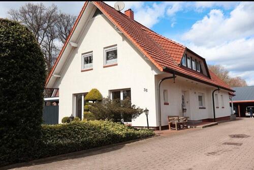 Foto - Charmantes Wohnhaus (Baujahr 1954, Umbau 1995) auf Erbpachtgrunds