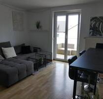 2-Zimmer Wohnung mit Balkon, Speichersdorf, teilmöbliert