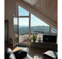 Helle 3-Zimmer Dachgeschosswohnung Stuttgart- Heumaden