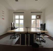 Modernes Büro mit 7 Zimmern und Einbauküche – Perfekte Arbeitsumgebung in zentraler Lage - Berlin Mitte