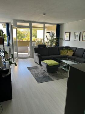 Foto - Großzügige 3 Zimmer Wohnung Hämelerwald