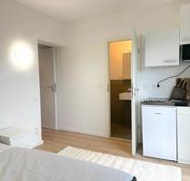 Charmantes 1 Zimmer-Apartment in Penthouse WG Frankfurt am Main