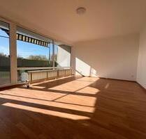 4 Zimmer Wohnung, Tageslichtbad, Gäste WC und Tiefgaragenplatz - Achim
