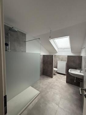 Foto - 3,5-Zimmer Wohnung – Erstbezug n. Sanierung - Balk. - Küche -