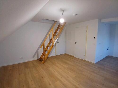 Foto - 1 Zimmer Dachgeschoßwohnung zur Miete in Pinzberg