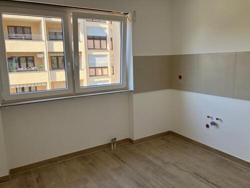 Foto - Sehr schöne komplett sanierte 1-ZI-ETW mit Balkon