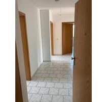 Charmante 2-Raum-Wohnung mit Balkon und Garage in Erfurt-Alach