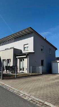 Foto - Moderne 3-Zimmer Eigentumswohnung mit Balkon und Garage