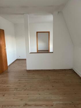 Foto - Schöne Zwei-Zimmer Dachgeschosswohnung Bismarckstr. für 1-2 Pers.