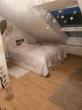 Foto - 1 Zimmer im Reihenhaus für Zwieschenmiete ganze November 2025