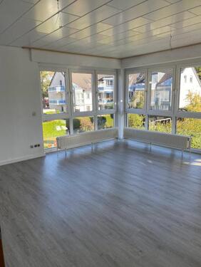 Foto - Helle 3-Zimmer-Wohnung mit Balkon & Tiefgaragenstellplatz