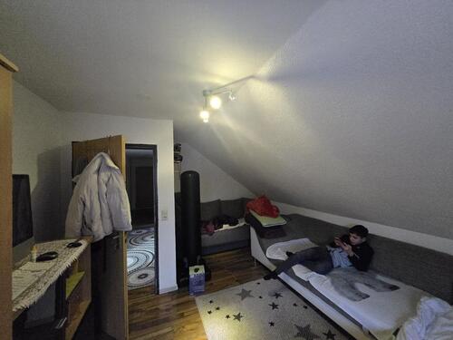 Foto - 4 Zimmer Mehrfamilienhaus, Wohnhaus in Leonberg