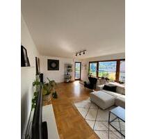 Helle 4-Zimmer-Wohnung mit Garten und Terrasse - Oberstenfeld