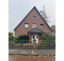 Gepflegtes 1-2 Familienhaus mit 2 Garagen im Bremen Nord