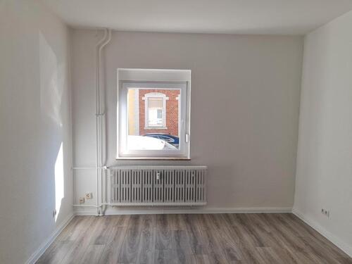 Foto - Frisch renovierte 2-Zimmer-Wohnung im Erdgeschoss zu vermieten!