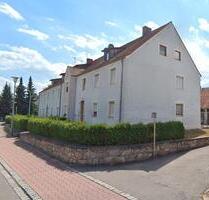 Charmante 1-Zimmer-DG voll möbliert in Saal (42 m²) Rendite 6,05% - Saal an der Donau