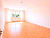 Foto - Verkauf: 4-Zimmer Eigentumswohnung mit Balkon, Garage, bezugsfrei