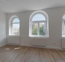 Erstbezug nach Sanierung - 4-Zimmer-Wohnung mit Balkon und Garage im Zentrum von Pößneck