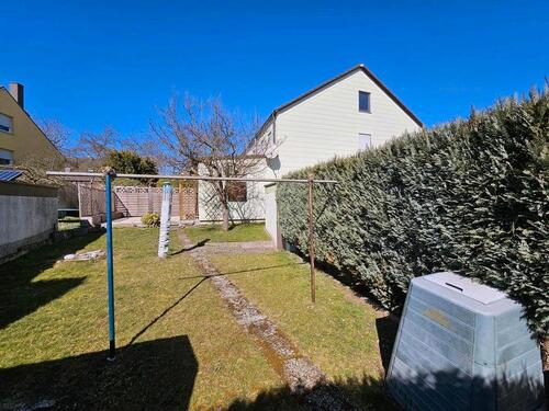 Foto - Reiheneckhaus mit Garten, zwei Garagen in Bayreuth - Top Lage