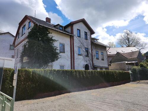 Foto - Geräumiges, stark sanierungsbedürftiges Haus in Brotterode