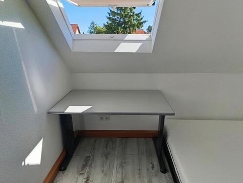 Foto - Frauen-WG Frisch Renoviertes Gemütliches Möbliertes Zimmer