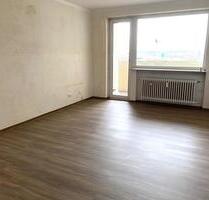 Sanierte 1 12 Zimmerwohnung mit Balkon - Offenbach am Main Buchrain