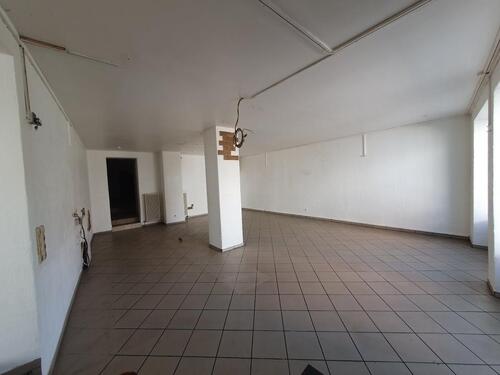 Foto - Vielseitiges Ladenlokal für z.B. Büro Einzelhandel etc.