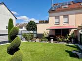 Foto - Top-ausgestattetes Reihenendhaus mit großem Garten & Dachterrasse