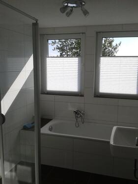 Foto - Helle 3 Zi.-DG-Whg. ohne Balkon mit EBK