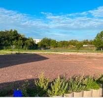Gewerbegrundstück Freifläche ca. 1.800 m² - Drei Gleichen