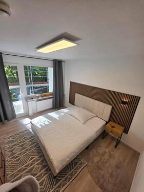 Foto - WG zimmer auf zeit , Komplett Neue Möbel!