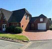 Einfamilienhaus im Friesenstil - 1.380,00&nbsp;EUR Kaltmiete, ca.&nbsp; 140,00&nbsp;m&sup2; in Mildstedt (PLZ: 25866)