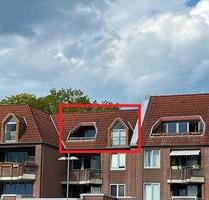 Anfragestopp! 2-Zimmer Dachgeschosswohnung in Stockelsdorf