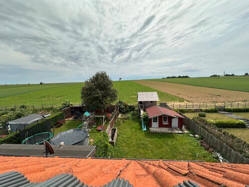 Foto - Helle 3-ZKB Garten, Balkon, ausgebautem Dachbereich, Feldrandlage