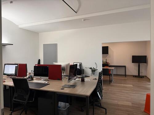 Foto - Großzügige Bürofläche mit Terrasse in ruhiger Hinterhoflage – Süd