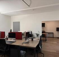 Großzügige Bürofläche mit Terrasse in ruhiger Hinterhoflage – Süd - Leipzig