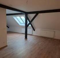 schöne Dachgeschosswohnung zu vermieten - Stamsried