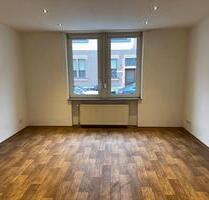 2 Zimmer EG Wohnung mit Balkon und Garten - Saarbrücken West
