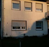 Haus zu verkaufen - 120.000,00&nbsp;EUR Kaufpreis, ca.&nbsp; 140,00&nbsp;m&sup2; in Brakel (PLZ: 33034)