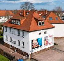 Mehrfamilienhaus mit Gewerbeeinheit und Entwicklungspotenzial - Merseburg