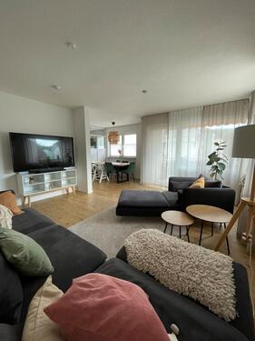 Foto - Helle 4-Zimmer-Wohnung mit Balkon, Garage & Gartenmitnutzung