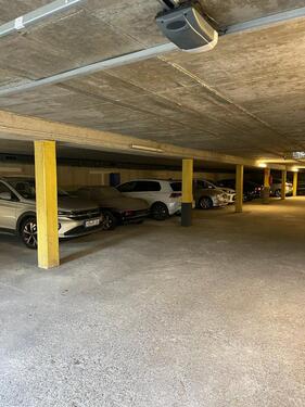 Foto - Stellplatz in einer Tiefgarage in Gellep-Stratum zu vermieten!