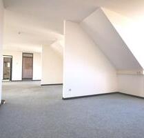 *** helle Büroeinheit oder Schulungsräume direkt am Markt!!!*** - Zwickau