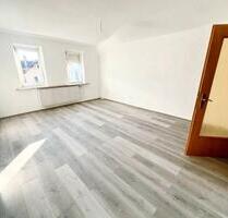 Großzügige, helle 5-Zimmer-Wohnung mit Garten - sofort frei - Neustadt bei Coburg